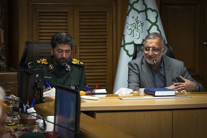 لزوم همکاری مشترک بین شهرداری و بسیج برای حل مشکلات تهران