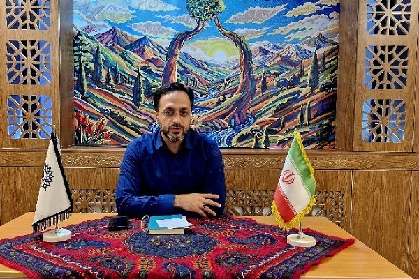 رونمایی دو کتاب در هفته هنر انقلاب اسلامی در کرمان