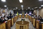 فرصت سفر حج را غنیمت شمارید و از آن در جهت خدمت به زائران استفاده کنید
