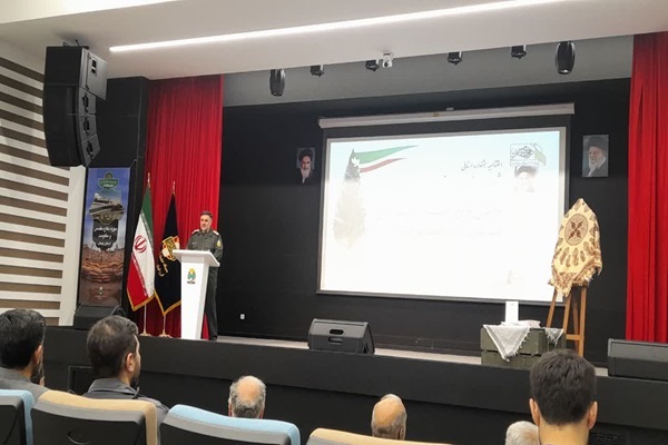 ۲۰۰ اثر  توسط دبیرخانه جشنواره شعر صدف زخمی زنجان دریافت شد