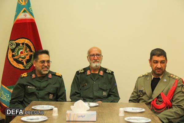 فرمانده سپاه الغدیر استان یزد: مهمترین خصلت ارتش؛ مردمی بودن است