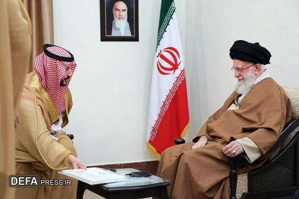 تقدیم پیام پادشاه عربستان به رهبر انقلاب