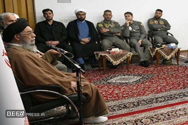 ارتش در هر مقطعی شعار «ارتش فدای ملت» متبلور ساخت