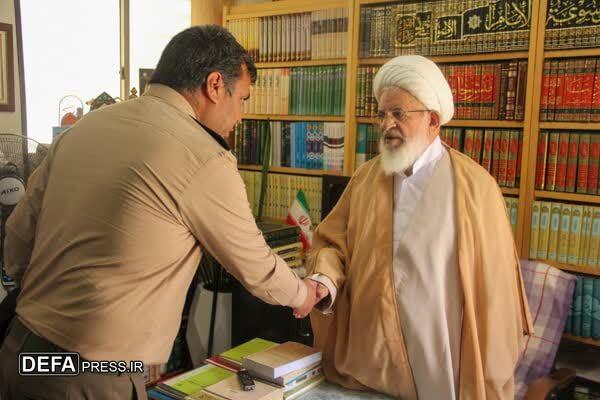 دیدار رییس ستاد گروه رزمی ۵۵ توپخانه اصفهان با نماینده ولی فقیه و امام جمعه یزد