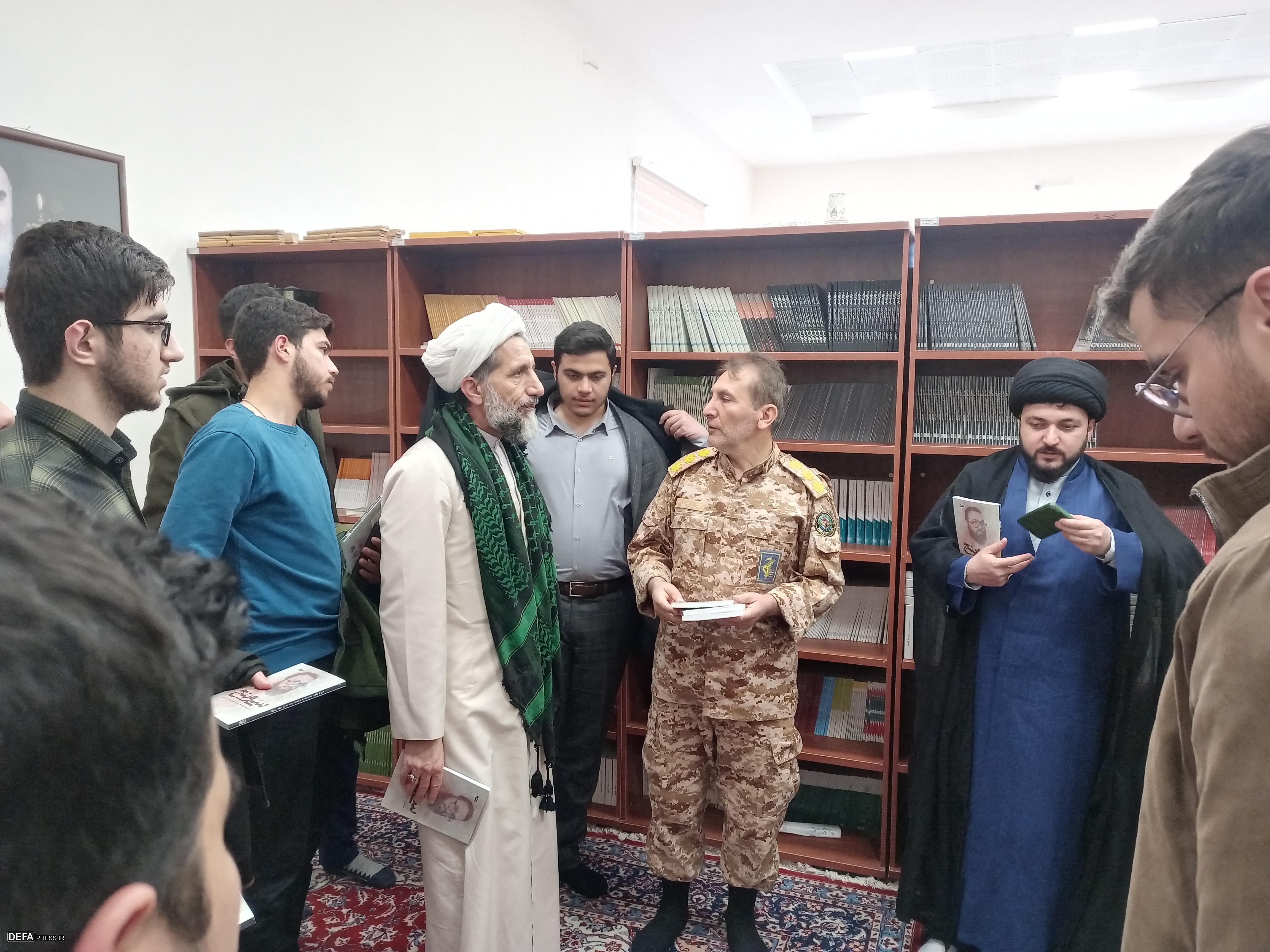 برنامه روایتگری دفاع مقدس در موزه دفاع مقدس و مقاومت قزوین برگزار شد