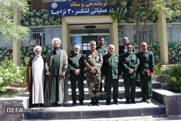 دیدار فرمانده و مسئولان سپاه انصارالرضا (ع) با فرمانده ارشد آجا در خراسان جنوبی