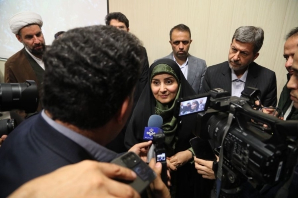وزیر راه و‌شهرسازی خبر داد: تحویل ۶۰۰ واحد مسکونی در دهاقان