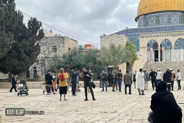هتک حرمت مسجد الاقصی در سایه عملیات رژیم صهیونیستی در کرانه باختری