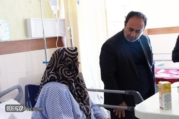 عیادت مدیرکل بنیاد شهید و امورایثارگران آذربایجان غربی از مادر شهید«محمدرضا داداش زاده»