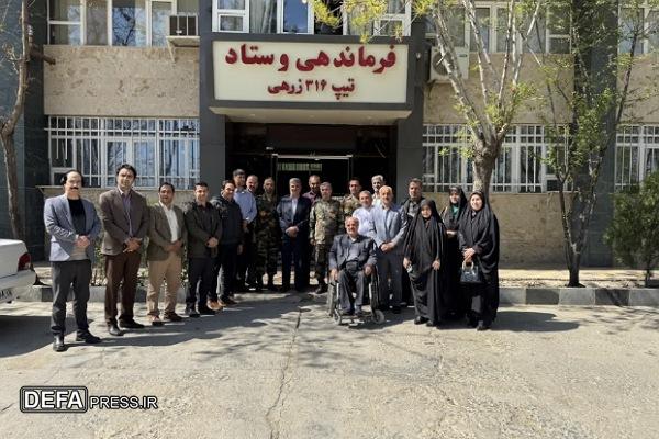دیدار مدیرکل بنیاد شهید همدان با فرمانده تیپ زرهی شهید قهرمان + تصاویر