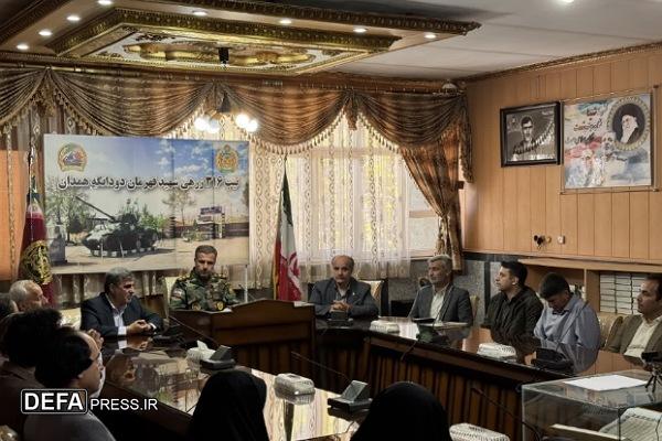 دیدار مدیرکل بنیاد شهید همدان با فرمانده تیپ زرهی شهید قهرمان + تصاویر