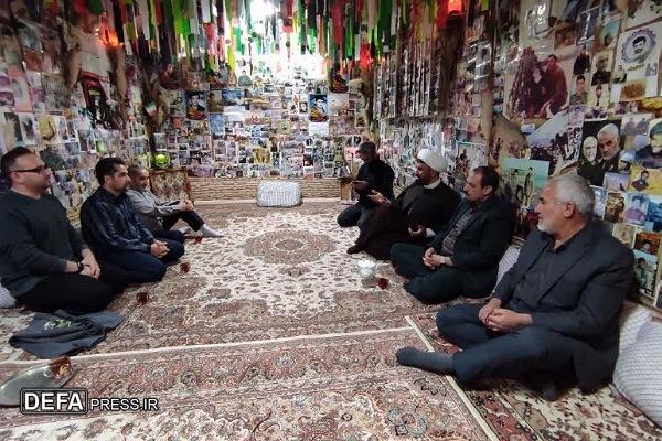 دیدار امام جمعه بهار از بیت‌الشهدا + تصاویر