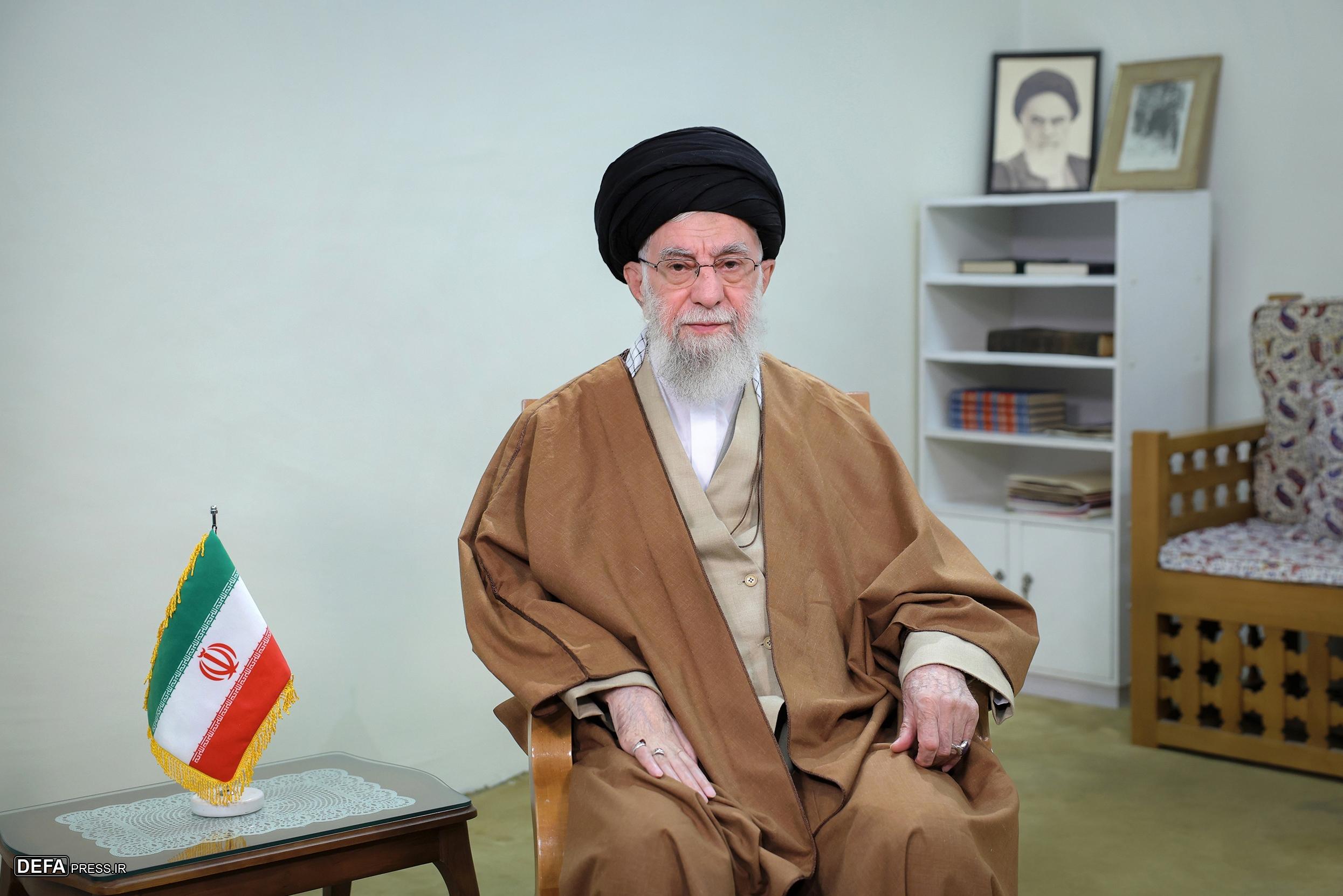 روشن شدن مسیر اقتصادی کشور در پیام‌های نوروزی امام خامنه‌ای