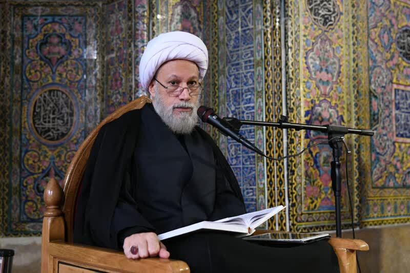 ضرورت اجرای قوانین اسلامی مربوط به مفاسد اخلاقی