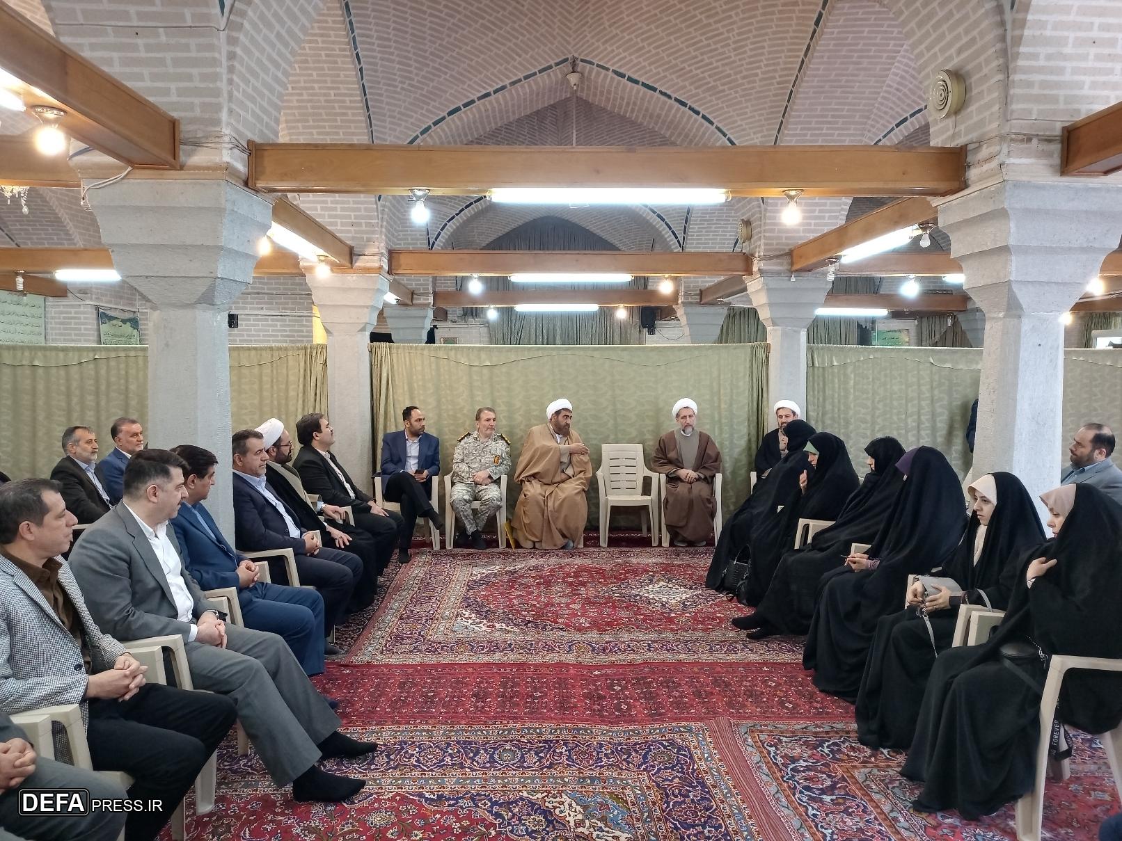 دیدار نوروزی سرهنگ امیری مقدم با نماینده ولی فقیه در استان