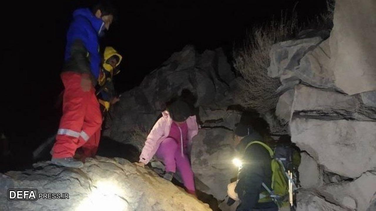 نجات ۲ کوهنورد گم‌شده در ارتفاعات تفتان