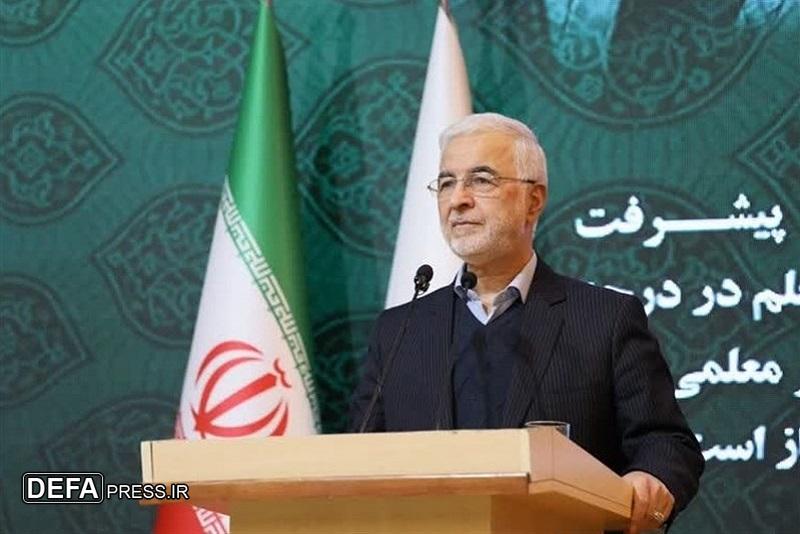 مومنی: سرمایه‌گذاران گرفتار پیچ و خم‌های اداری نمی‌شوند‌