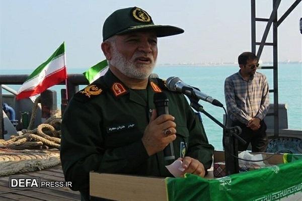 سردار هنریان: نیروی دریایی سپاه مستحکم در مسیر دفاع از کشور ایستاده است