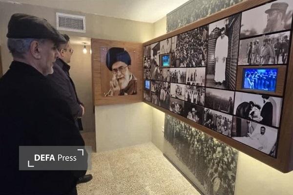 بازدید مدیرکل فرهنگ و ارشاد اسلامی خراسان رضوی از منزل امام خامنه‌ای در مشهد
