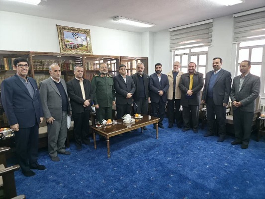 دیدار استاندار چهارمحال و بختیاری با رئیس بسیج مستضعفین
