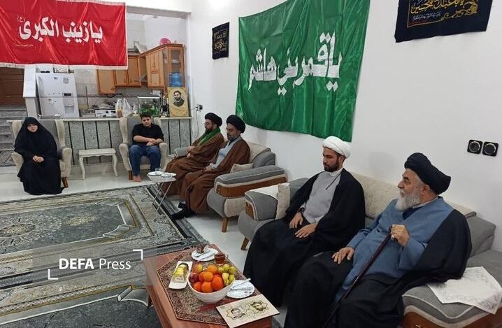 تولیت مسجد جمکران گفت: پاسداشت خون پاک شهدا مسئولیتی ملی و دینی است که باید با حضور فعال در مناسبتهای معنوی و الهی تداوم یابد. تولیت مسجد جمکران گفت: پاسداشت خون پاک شهدا مسئولیتی ملی و دینی است که باید با حضور فعال در مناسبتهای معنوی و الهی تداوم یابد.