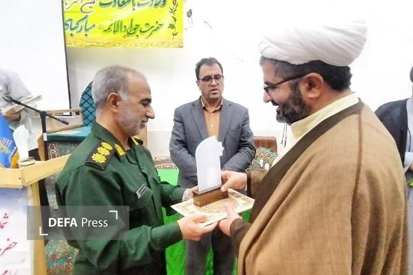 شهید سلیمانی، امروز پرچمدار بصیرتی است که در ۹ دی متولد شد