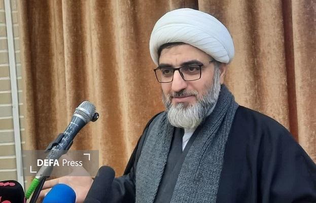 بازاریان در وسط میدان فتنه‌ها را پس می‌زنند؛ بازار، کانون جهاد تبیین