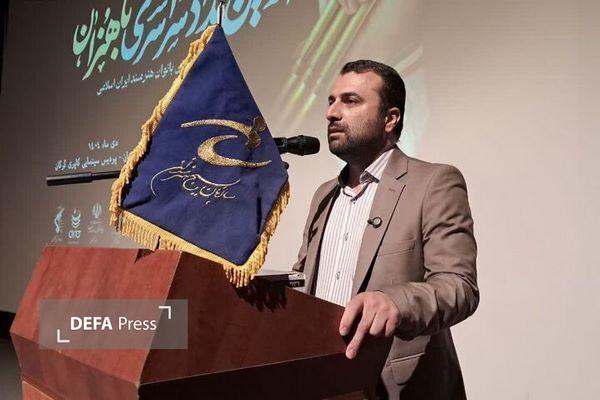 زن هنرمند تراز انقلاب اسلامی فرمانده میدان در جنگ نرم است زن هنرمند تراز انقلاب اسلامی فرمانده میدان در جنگ نرم است