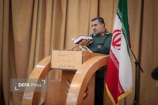 افتتاحیه «راهیان مقاومت فرهنگیان» با حضور ۹۰۰ نفر از معلمان سراسر کشور در کرمان+تصاویر افتتاحیه «راهیان مقاومت فرهنگیان» با حضور ۹۰۰ نفر از معلمان سراسر کشور در کرمان+تصاویر