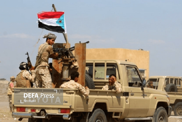 وبسایت یمنی: امارات برای عناصر خود در یمن، سلاح فرستاد وبسایت یمنی: امارات برای عناصر خود در یمن، سلاح فرستاد