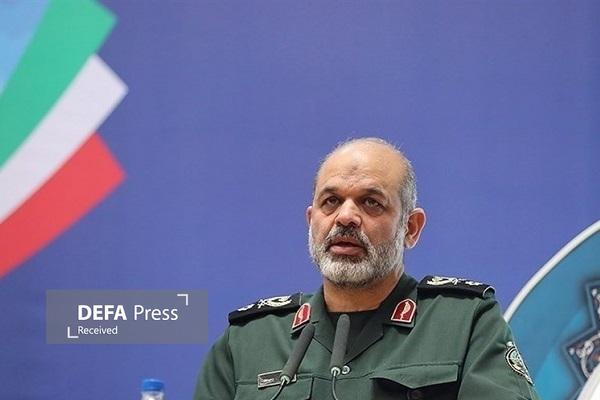 سردار وحیدی در پاسخ به دفاعپرس: تهدیدات دشمنان از روی بزدلی و ترس است/ تاکید بر تداوم حمایت از محور مقاومت سردار وحیدی در پاسخ به دفاعپرس: تهدیدات دشمنان از روی بزدلی و ترس است/ تاکید بر تداوم حمایت از محور مقاومت