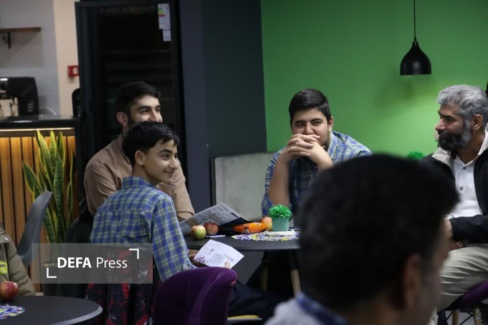 هم‌اندیشی سفیران قرآنی مدارس اراک در پویش «حالت پرواز» برگزار شد