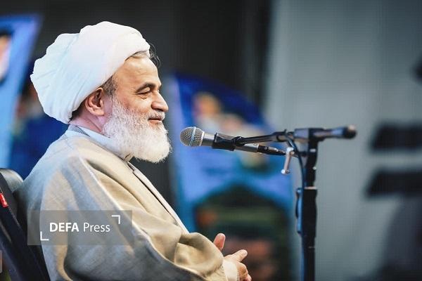 پناهیان: تقوا، کلید گشایش بنبستهاست / مسئولان به سیره عملی حاج قاسم اقتدا کنند پناهیان: تقوا، کلید گشایش بنبستهاست / مسئولان به سیره عملی حاج قاسم اقتدا کنند