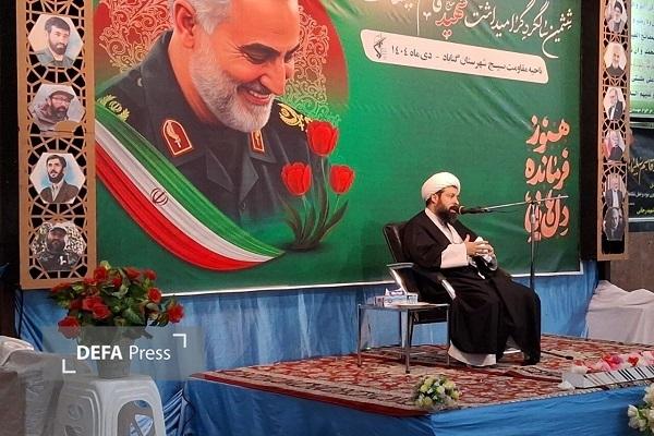 شهید سلیمانی تهدیدها را به فرصت تبدیل میکرد شهید سلیمانی تهدیدها را به فرصت تبدیل میکرد