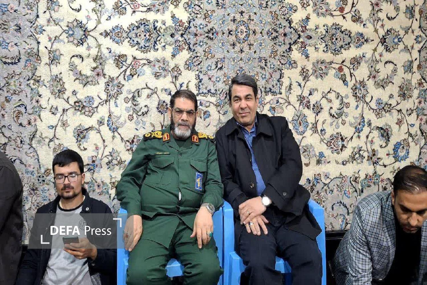 شب شعر و روایت در آستانه سالگرد سلیمانی و پورجعفری با رونمایی از «حسینِ من»+تصاویر شب شعر و روایت در آستانه سالگرد سلیمانی و پورجعفری با رونمایی از «حسینِ من»+تصاویر