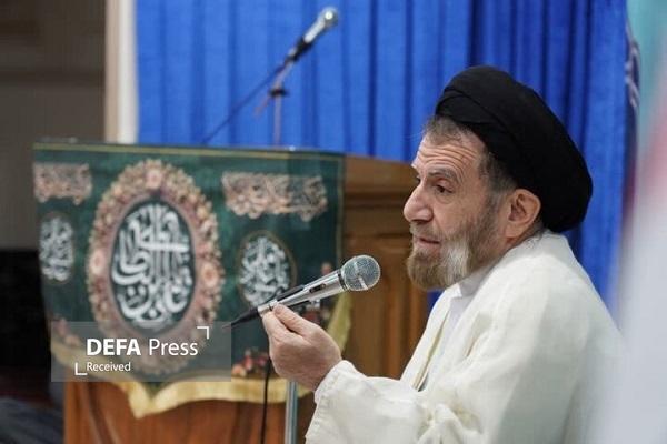 نماینده ولیفقیه در لرستان: لرستان کانون تدین و انقلابیگری است نماینده ولیفقیه در لرستان: لرستان کانون تدین و انقلابیگری است