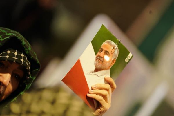 کلیپ/قاسم؛ فرمانده‌ای که مشعل امید را روشن نگه داشت