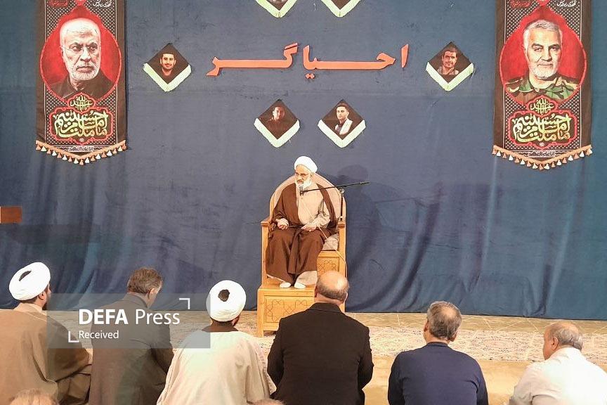 حجتالاسلام والمسلمین حاجی صادقی: انقطاع الی الله در حاج قاسم سلیمانی متبلور بود حجتالاسلام والمسلمین حاجی صادقی: انقطاع الی الله در حاج قاسم سلیمانی متبلور بود