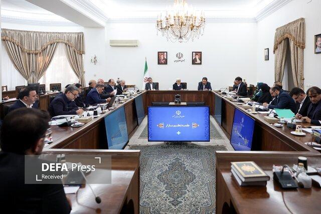 عارف: حق اعتراض را به رسمیت میشناسیم عارف: حق اعتراض را به رسمیت میشناسیم