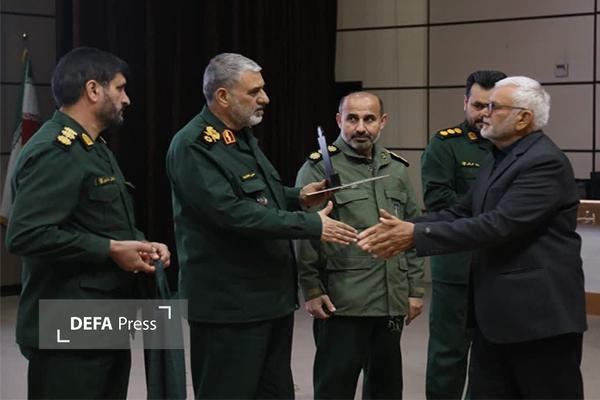 تشکیل جبهه واحد اسلامی یکی از دستاوردهای برجسته حاج قاسم بود تشکیل جبهه واحد اسلامی یکی از دستاوردهای برجسته حاج قاسم بود