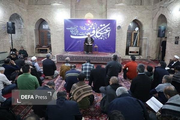 شایعهسازی و تحریف، ابزار اصلی دشمن برای تضعیف وحدت ملی است شایعهسازی و تحریف، ابزار اصلی دشمن برای تضعیف وحدت ملی است