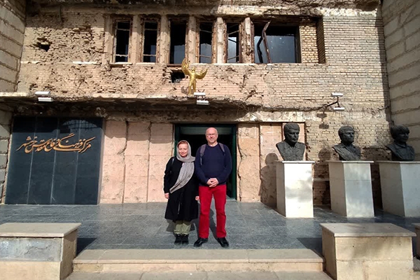 بازدید یک زوج لهستانی از موزه دفاع مقدس و مقاومت خرمشهر