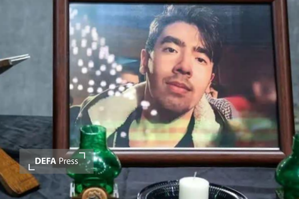 گذشت پدر امیرمحمد خالقی در لحظه اجرای حکم قصاص گذشت پدر امیرمحمد خالقی در لحظه اجرای حکم قصاص