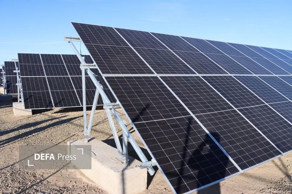 افتتاح نیروگاه خورشیدی ۳۸۰ کیلوواتی میلاجرد با حضور سردار حزنی