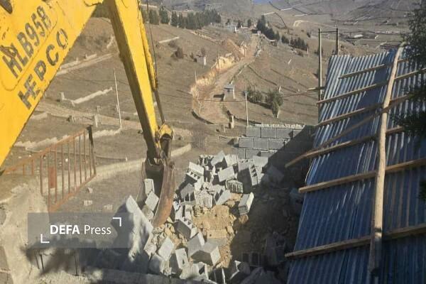 قلع و قمع ساخت‌وساز‌های غیرمجاز در ۳۲ هزار مترمربع از اراضی کشاورزی کلاردشت