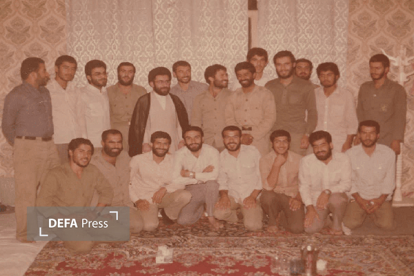 تصاویری از حضور مرحوم آیت الله شفیعی در میان رزمندگان