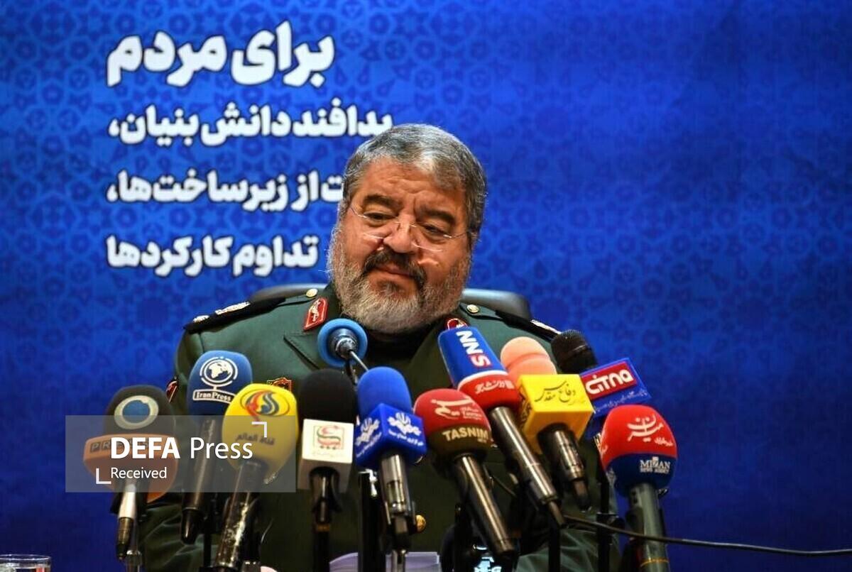 سردار جلالی: تمرکز دشمن بر اختلال در زنجیره تأمین کالا و خدمات است سردار جلالی: تمرکز دشمن بر اختلال در زنجیره تأمین کالا و خدمات است