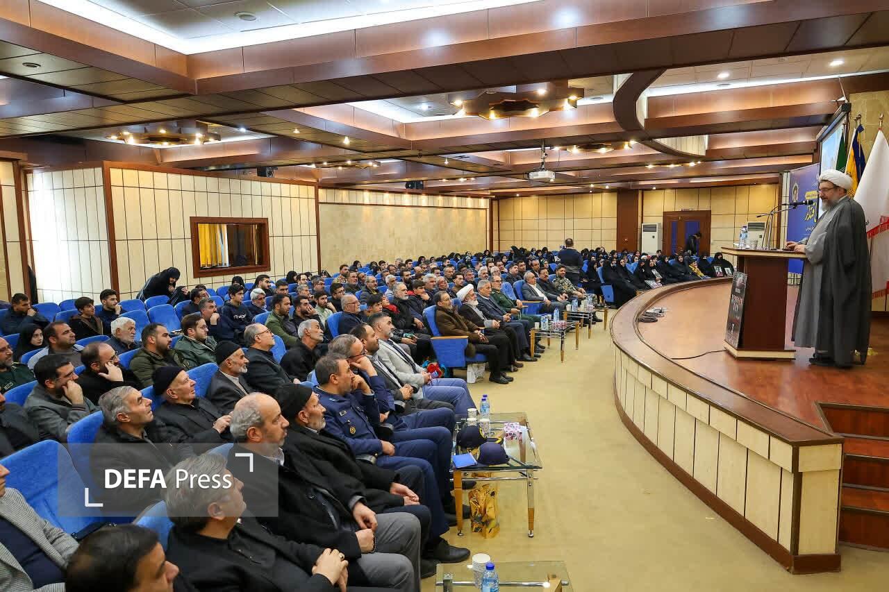 هیچ مقامی در منظومه ارزشهای اسلامی و انقلابی، بالاتر از مقام شهادت نیست هیچ مقامی در منظومه ارزشهای اسلامی و انقلابی، بالاتر از مقام شهادت نیست