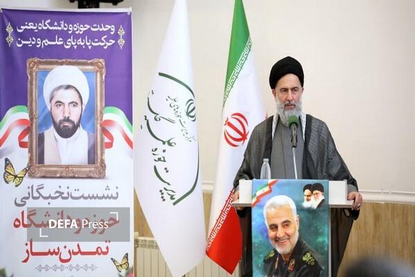 آیت الله نورمفیدی: پیوند علم و معنویت راه عبور از جنگ شناختی دشمن است آیت الله نورمفیدی: پیوند علم و معنویت راه عبور از جنگ شناختی دشمن است