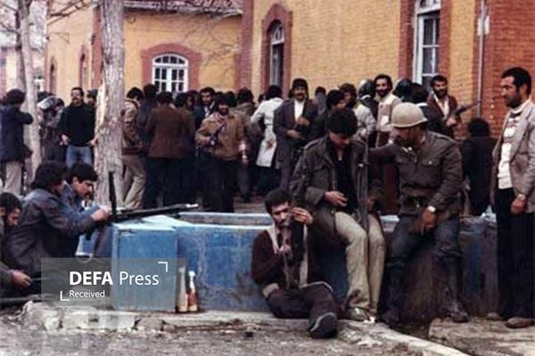 پادگان ولیعصر؛ به قدمت حماسه انقلاب اسلامی پادگان ولیعصر؛ به قدمت حماسه انقلاب اسلامی